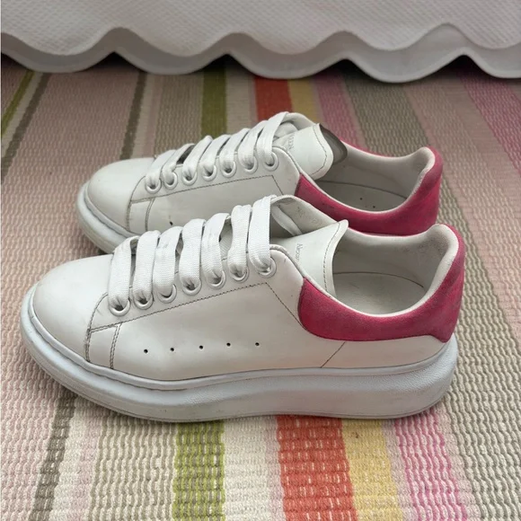Alexander McQueen Oversized Sneaker - White and Pink Suede - Picture 4 of 8